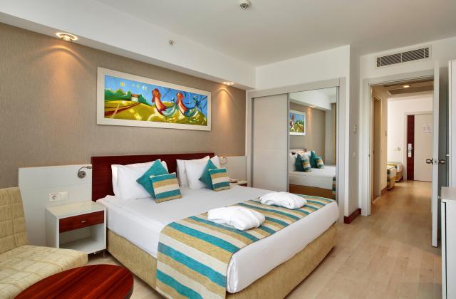 Sunis Evren Beach Resort & Spa