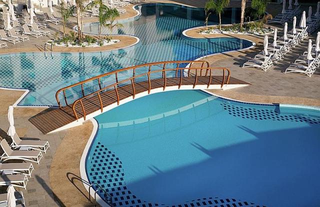 Vangelis Hotel & Suites