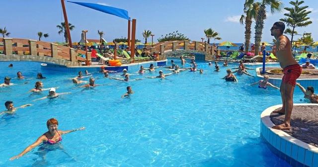 Eri Beach & Village
