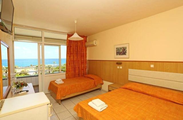 Eri Beach & Village