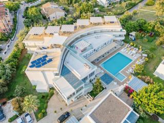 Nasos Hotel
