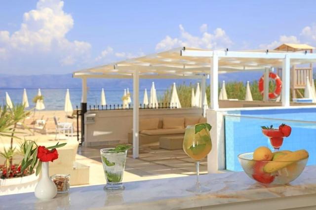 Cavomarina Beach