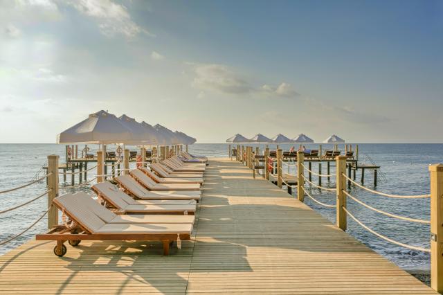 Seven Seas Hotel Life