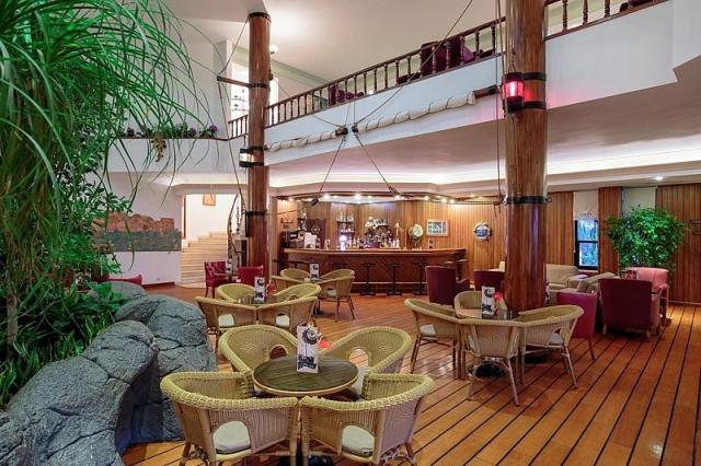 Pirates Beach Club