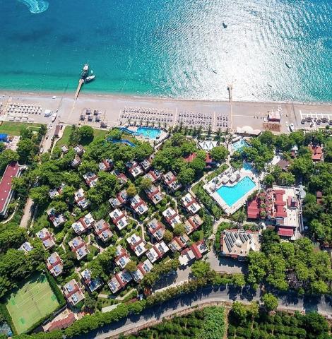 Pirates Beach Club