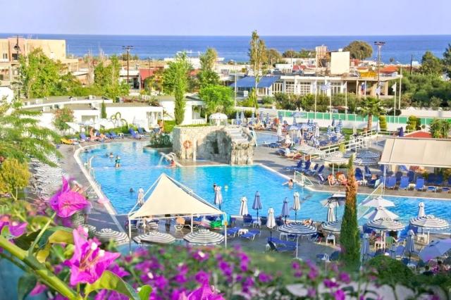 Sun Palace