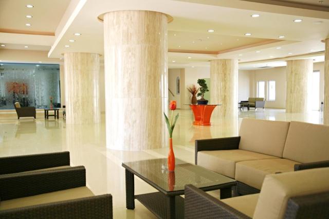 Sun Palace