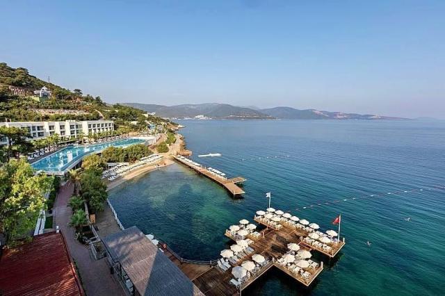 Blue Dreams Resort
