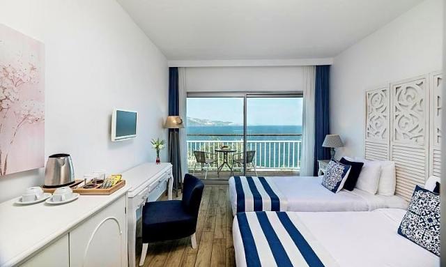 Blue Dreams Resort