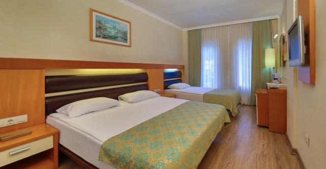 Crystal Flora Beach Resort