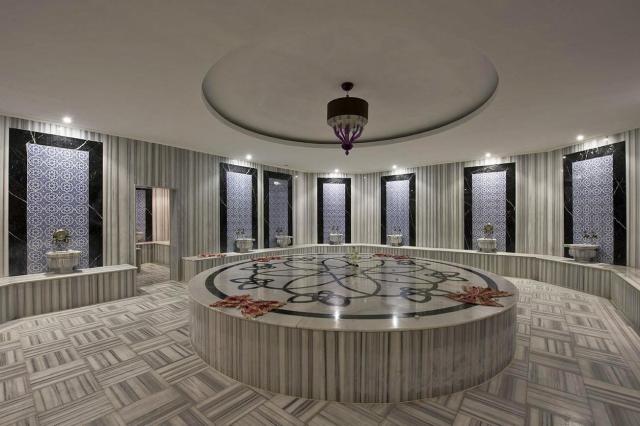Quattro Beach Spa & Resort