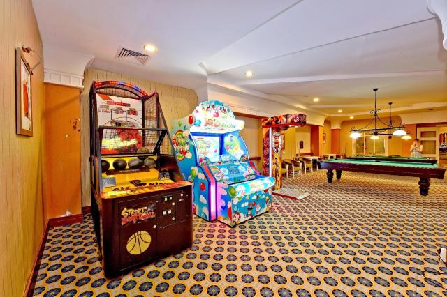 Side Star Resort