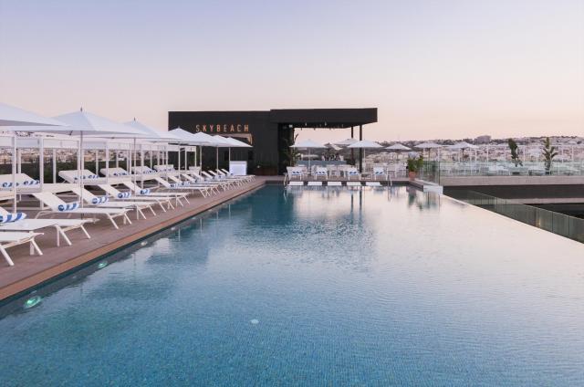 InterContinental