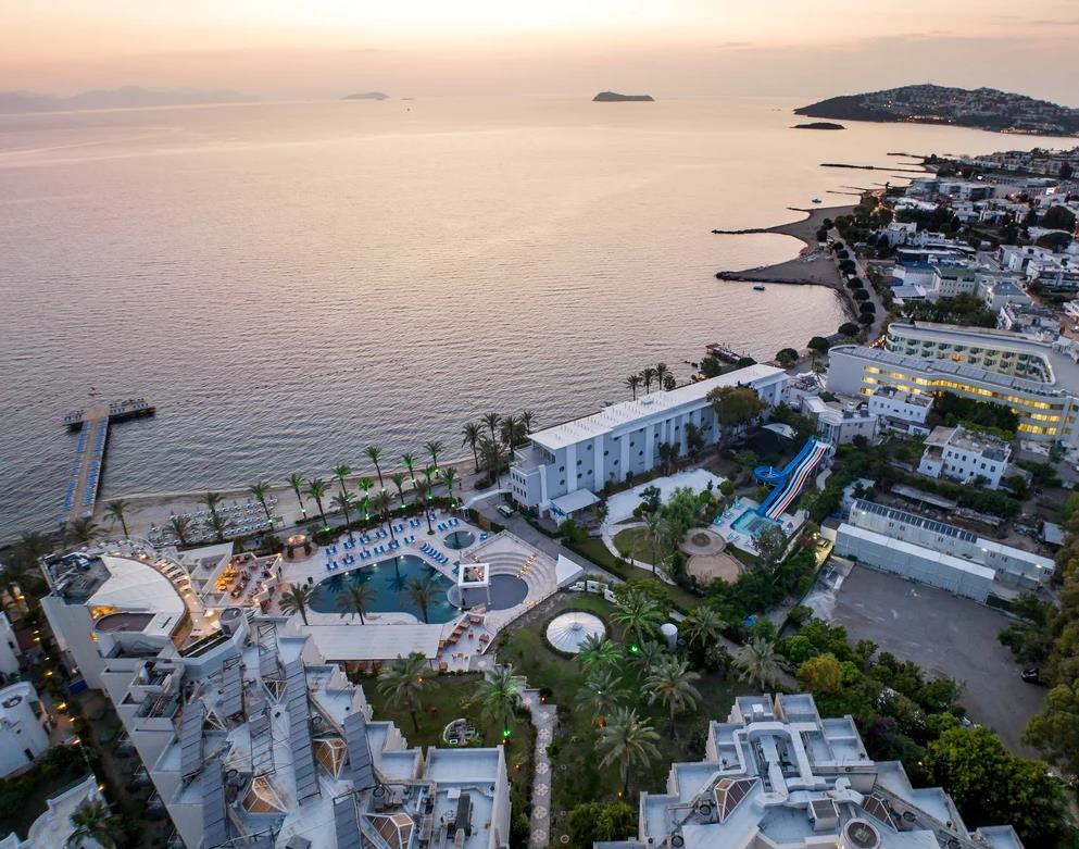 Arin Resort