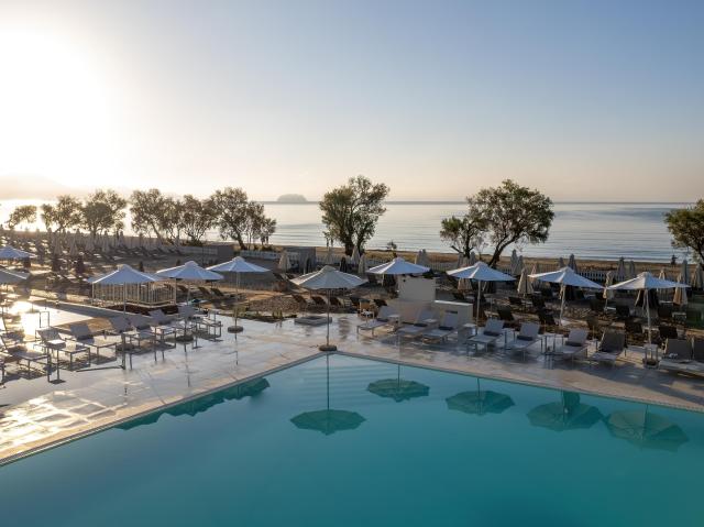 Domes Aulūs Zante, Autograph Collection