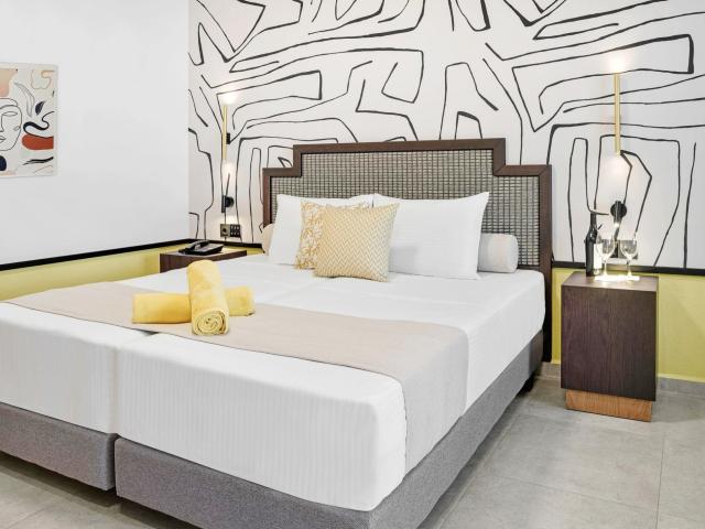 Creta Royal