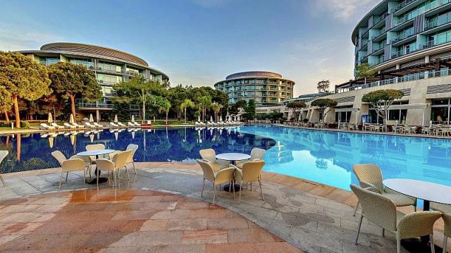 Calista Luxury