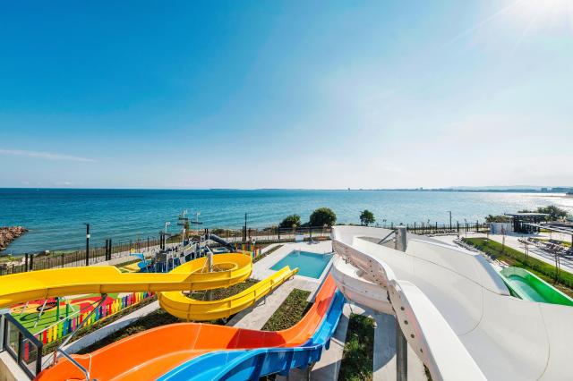 Voya Beach Resort