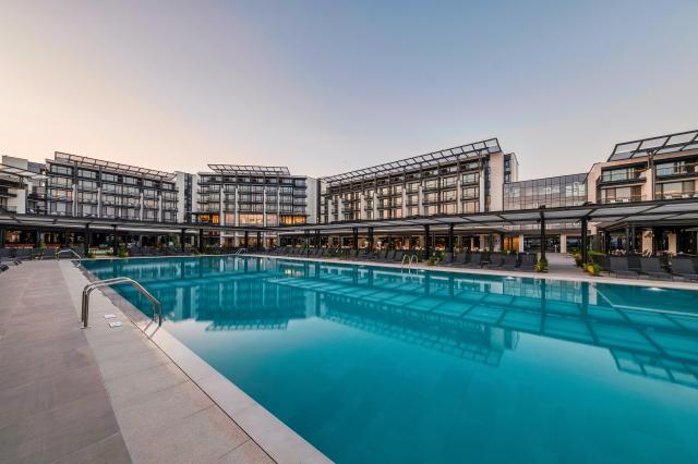 Voya Beach Resort