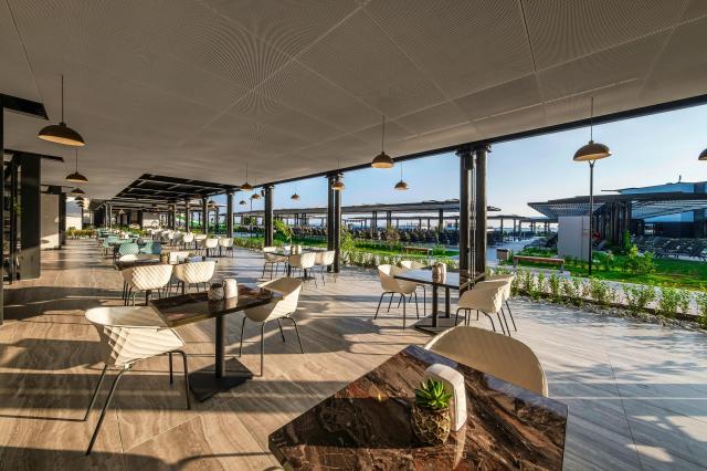Voya Beach Resort
