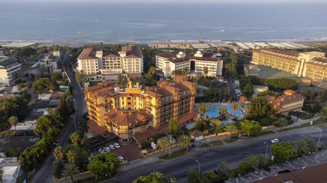 Villa Side Hotel