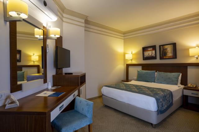 Villa Side Hotel