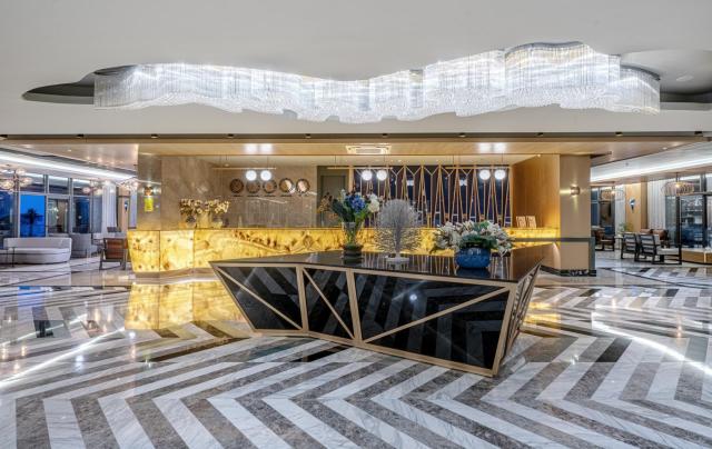 Diamond De Luxe Hotel & Spa