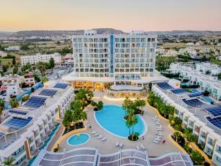 Radisson Beach Resort Larnaca