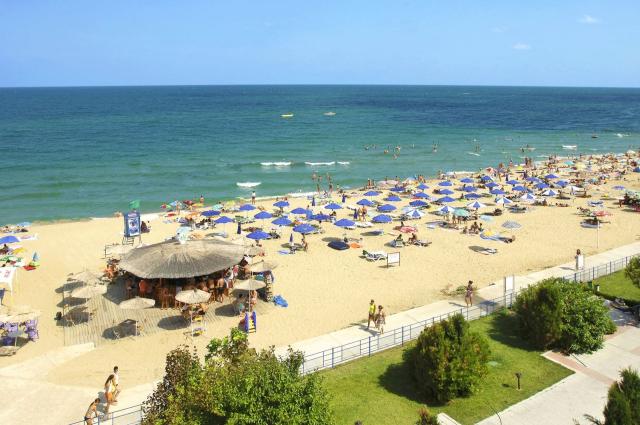 AluaSun Helios Beach