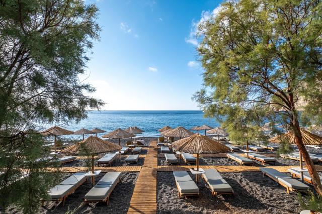 Kamari Beach