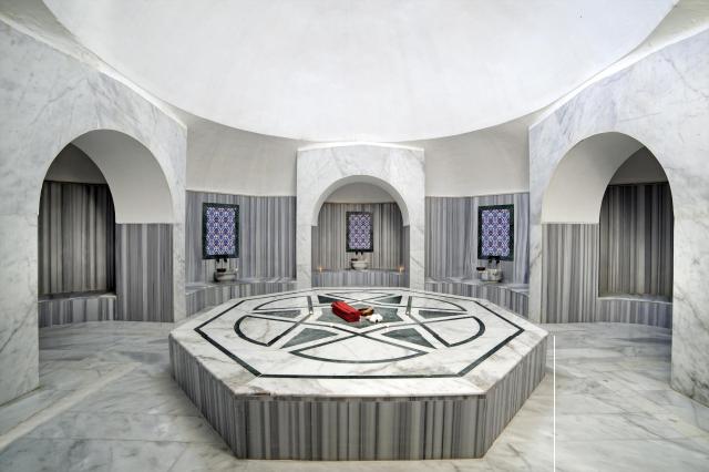 Roma Beach Resort & Spa