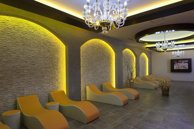 Roma Beach Resort & Spa