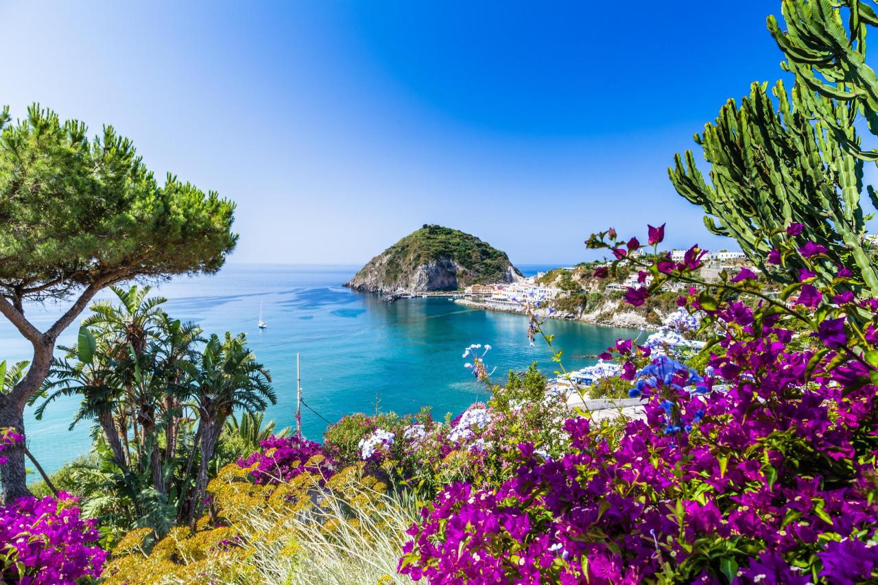 Termální ostrov Ischia s poznávacími výlety po Neapolském zálivu