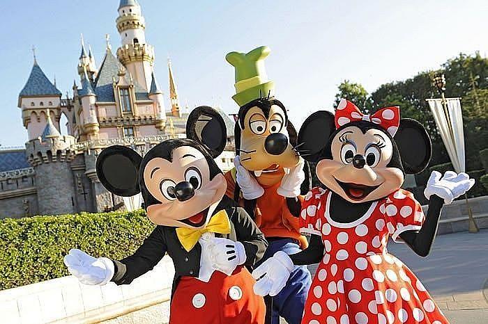 Paříž a Disneyland - letecké víkendy