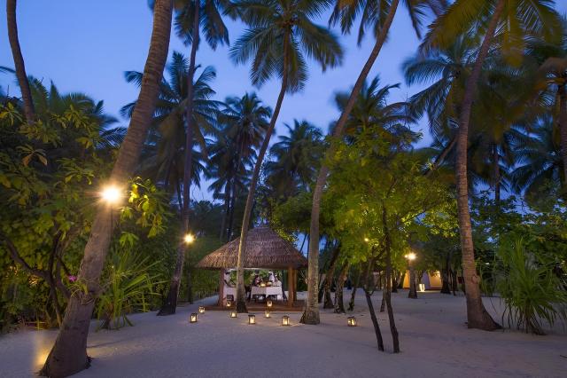 Diamonds Thudufushi Beach & Water Villas