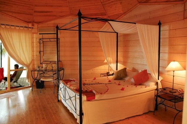 Kuredu Island Resort