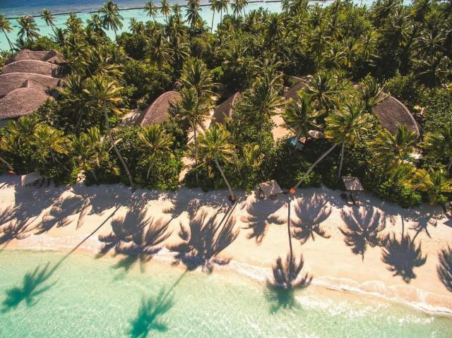 Constance Halaveli Resort