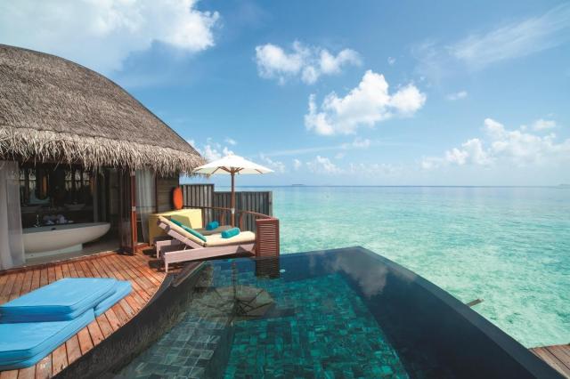 Constance Halaveli Resort