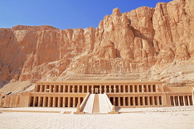 Tutanchámon – Velký okruh (Káhira, pyramidy, plavba po Nilu komfortně za 8 dnů)