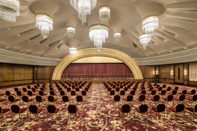 Rixos Premium Magawish Suites & Villas
