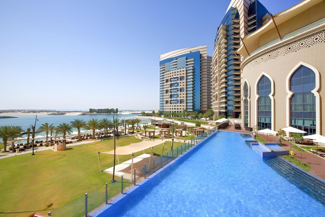 Bab al Qasr Hotel & Residence