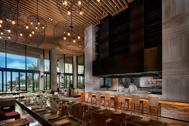 Intercontinental Phu Quoc Long Beach Resort