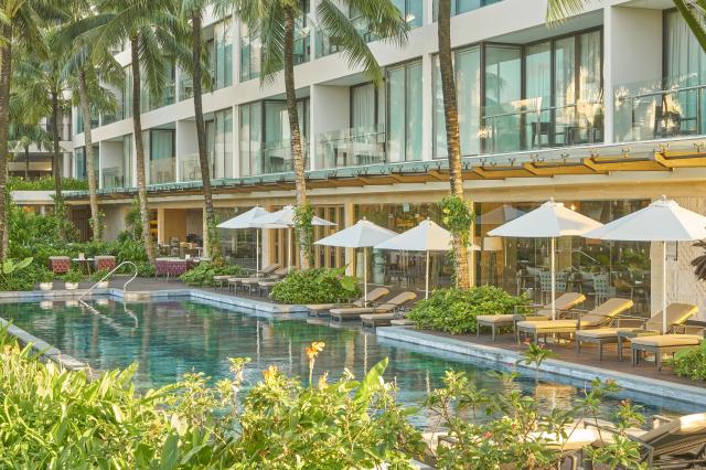Intercontinental Phu Quoc Long Beach Resort