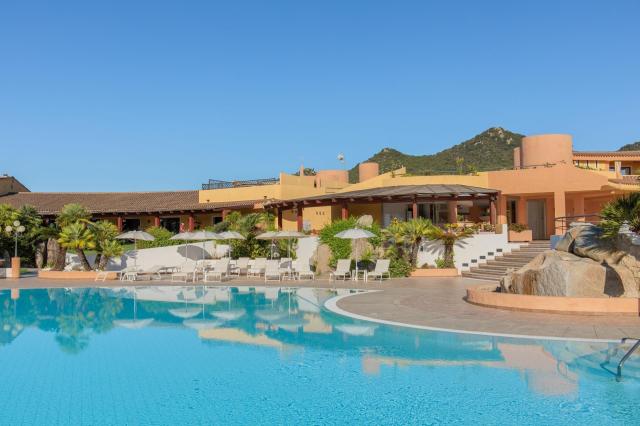 Sant Elmo Beach Hotel