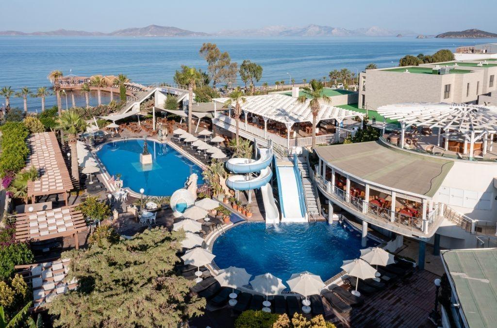 Golden Beach Resort & Spa