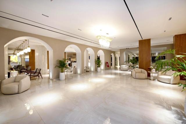 Vantaris Luxury Beach Resort