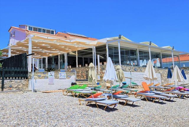 Hydrele Beach