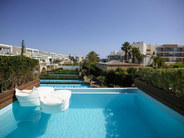 Ixian Grand & Ixian All Suites
