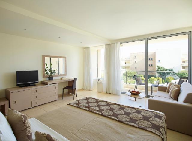 Ixian Grand & Ixian All Suites