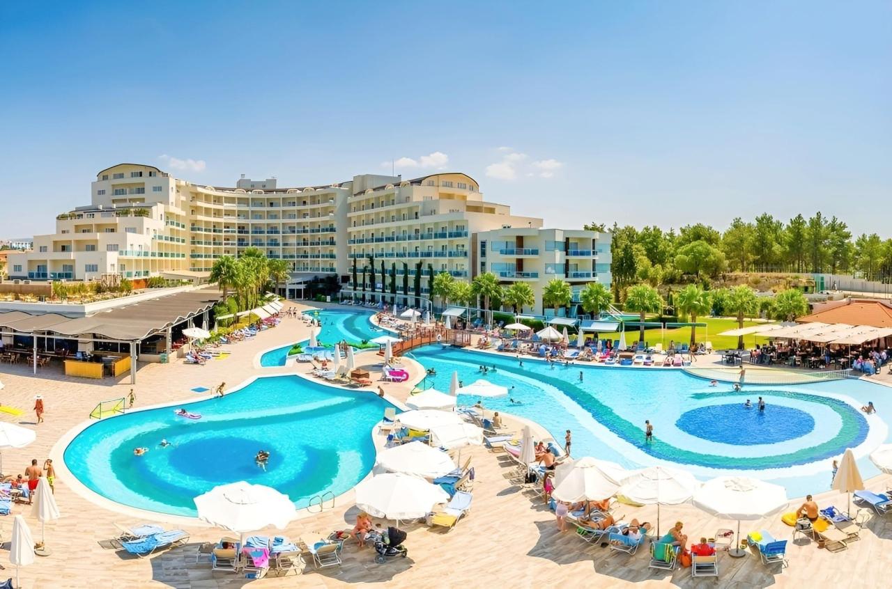 Sealight Resort